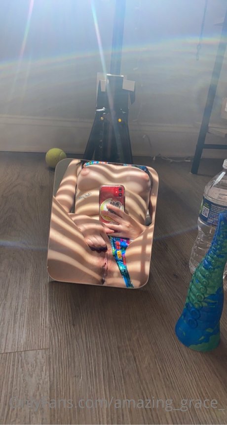 黒檀の小人OnlyFans 無料セクシー 画像