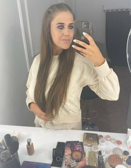 シーメールランジェリーOnlyFans 裸 ギャラリー