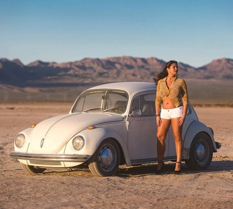 裸のプリンセスOnlyFans アートポルノ 画像