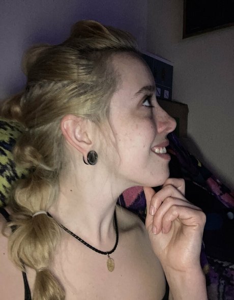 Scarlet Moon xxx女優 ギャラリー