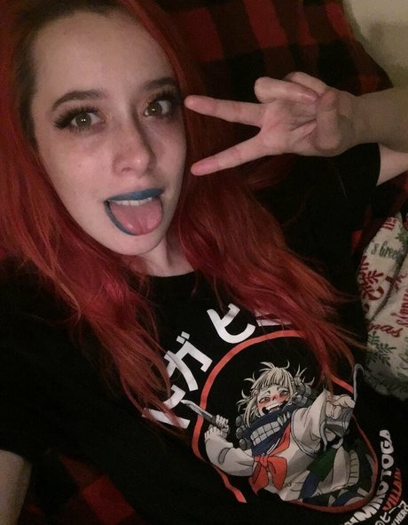 Scarlet Moon エロティックなスター 画像