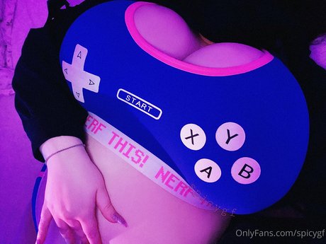 Spicygf スター xxx 画像