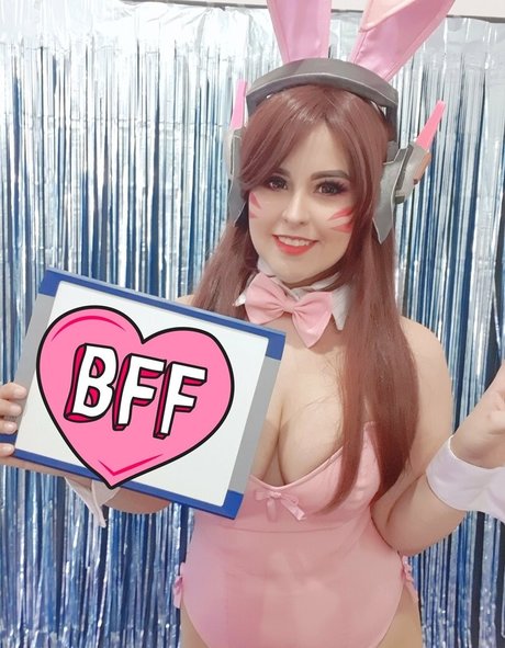 Stockingcos エロティックなモデル 写真