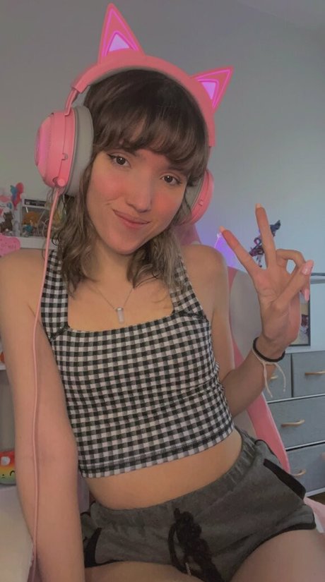 Strawberry Girl Kairi_ アダルトモデル 写真