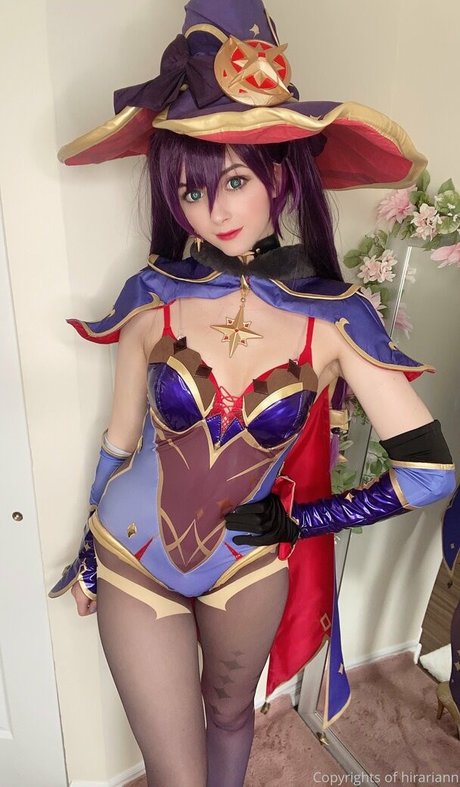 Hirariann セクシーなポルノスター 画像