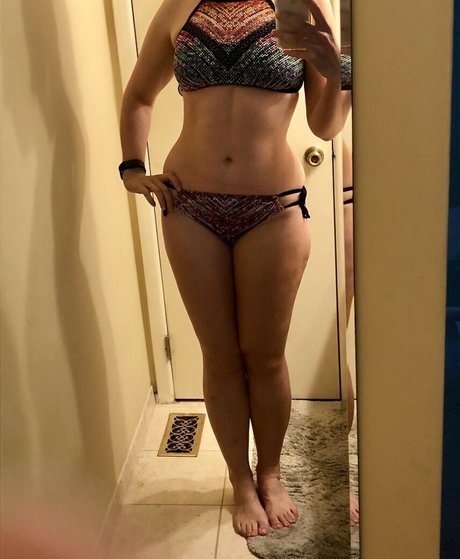 大きな黒いチンポ OnlyFans セクシーヌード 写真