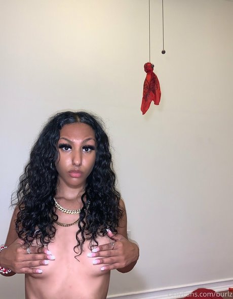 burlz ホットモデル 写真