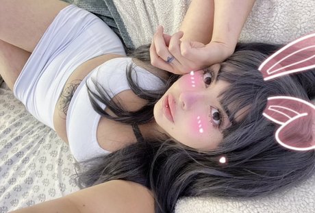 moon faae ヌード女優 ギャラリー