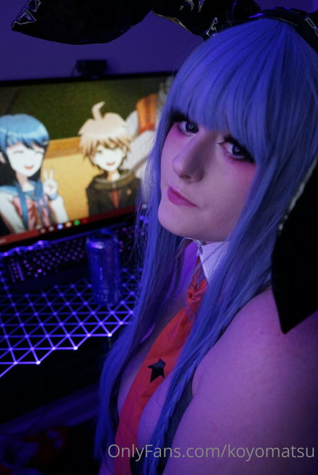 Koyomatsu アダルトスター 写真