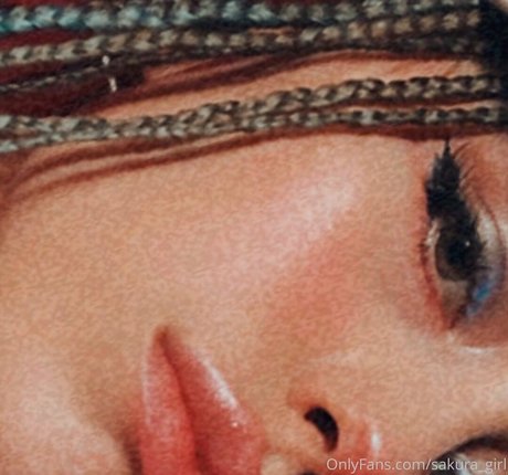 射精 OnlyFans アートヌード 画像