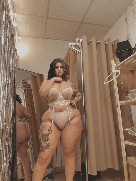 Bulgakova Frida 裸のポルノスター 画像