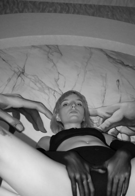 ハードコアBDSM OnlyFans セクシー 画像