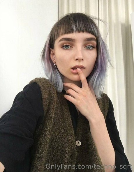 techno sqrt ポルノスター 写真