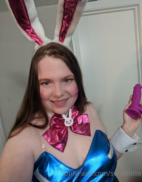 アジア人フィンドムOnlyFans ポルノ ギャラリー