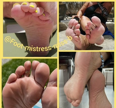 foot mistress miss b ヌードモデル 写真