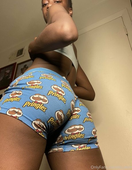 PawgトランスOnlyFans ホットヌード 画像