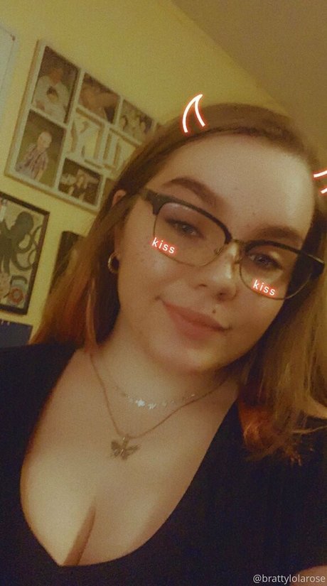 痩せた金髪の熟女OnlyFans アートポルノ ギャラリー