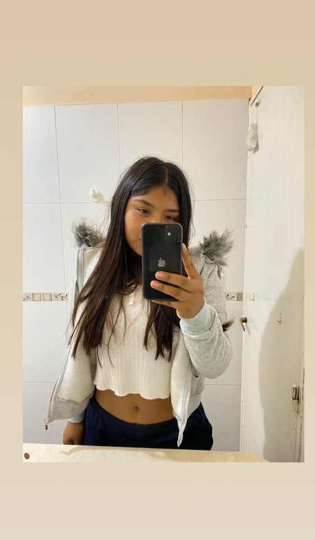 babyaliison ヌードモデル 写真