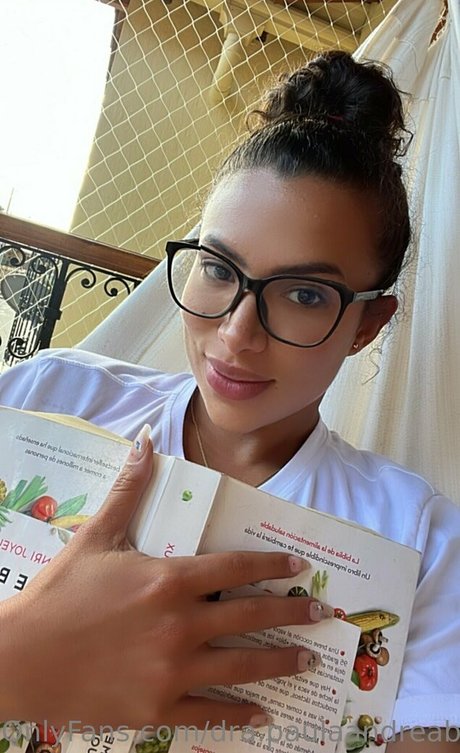 dra paulaandreabetancurn ヌード女優 写真