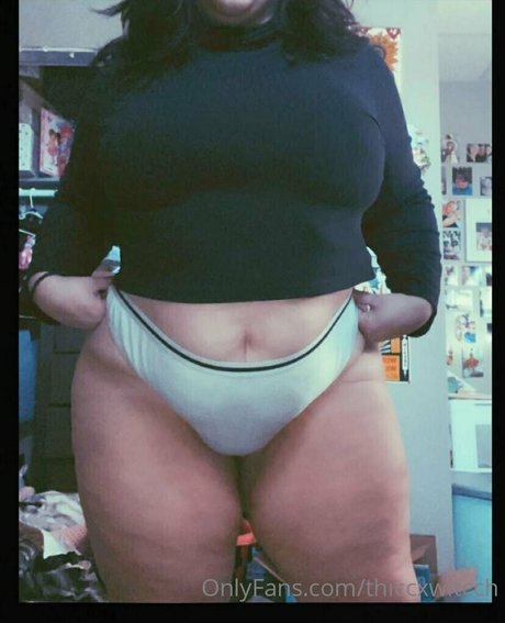 thiccxwitcch top profile image