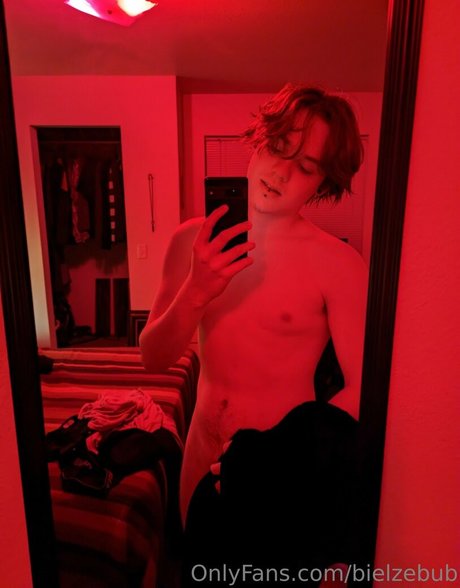 bielzebub ホットなスター 画像