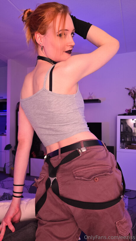 eeziss エロティックなスター 画像