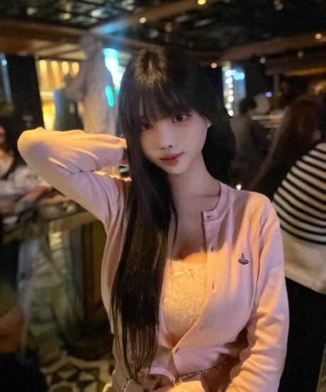 mina8017 エロティックなポルノスター 写真