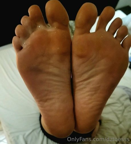 アジア人フィンドムOnlyFans 美しいポルノ 写真