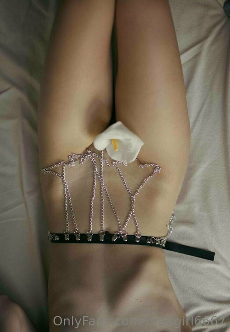 巨乳 射精 OnlyFans セクシー裸 ギャラリー