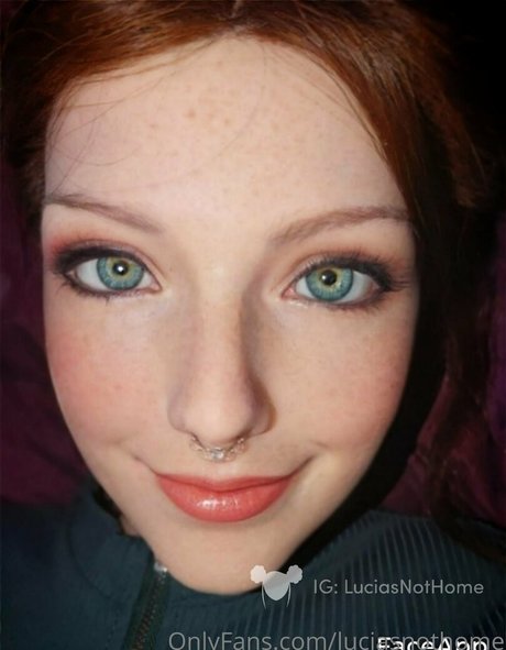 luciasnothome ポルノスター 高品質 ギャラリー