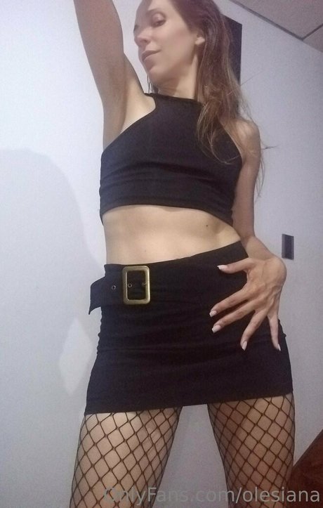 olesiana ポルノ女優 写真