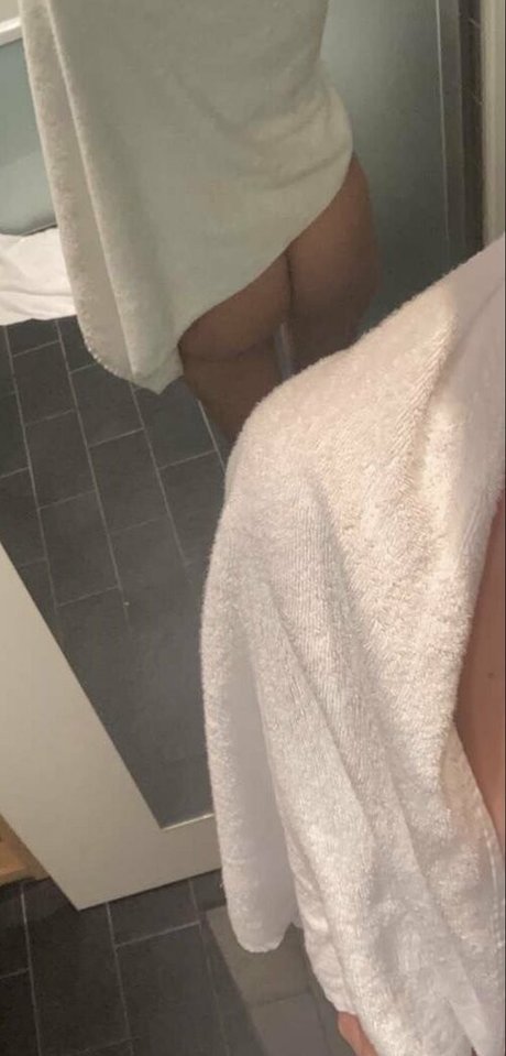 dkgirl95 ポルノスター パーフェクト 写真