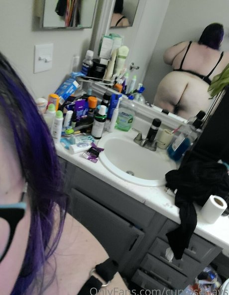 curv3s4days ポルノスター 美しい 写真