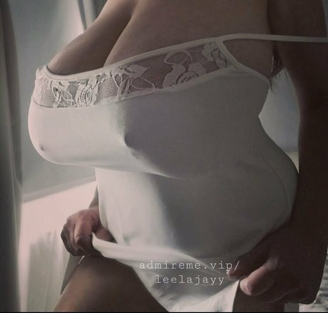 Leelajay ポルノスター ヌード 画像