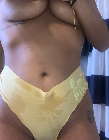 巨乳 射精 OnlyFans アートポルノ 写真