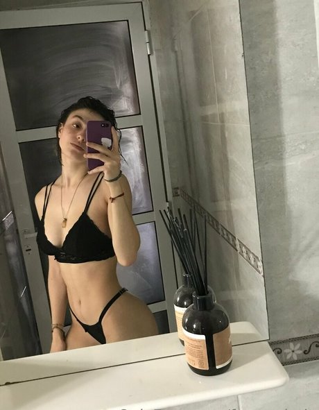 farner latin 可愛い女優 画像