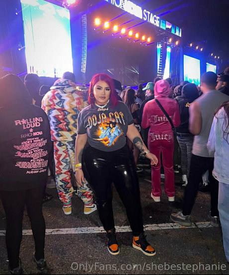 shebestephanie ヌードモデル 画像