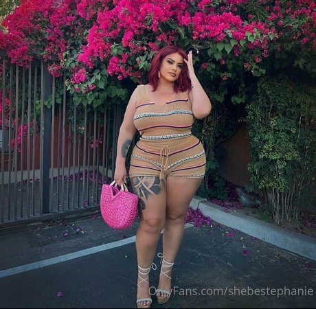 shebestephanie 裸の女優 アーカイブ