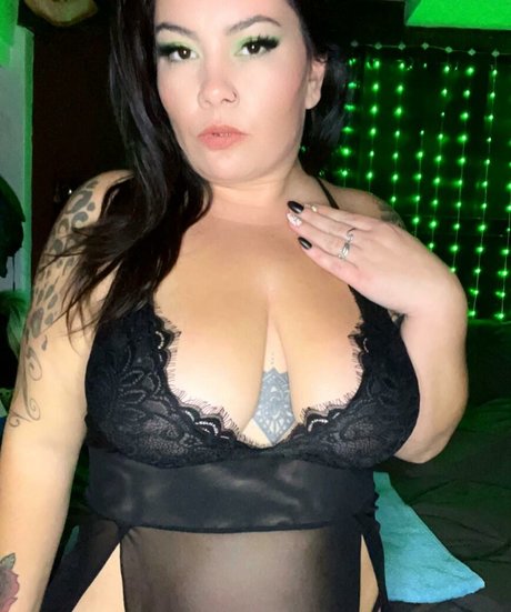 Cuntsuela ポルノモデル 写真