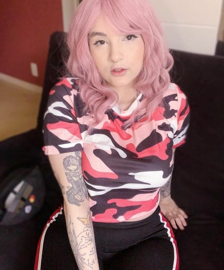 Riyuuka ヌード女優 画像