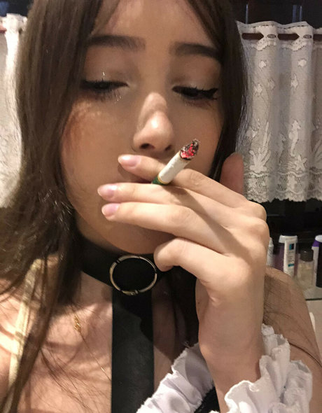 黒檀の小人OnlyFans 無料 アーカイブ