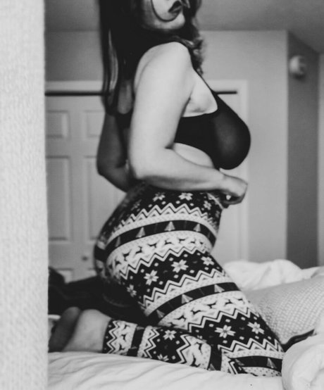 Ivie Walker ポルノスター HD ギャラリー