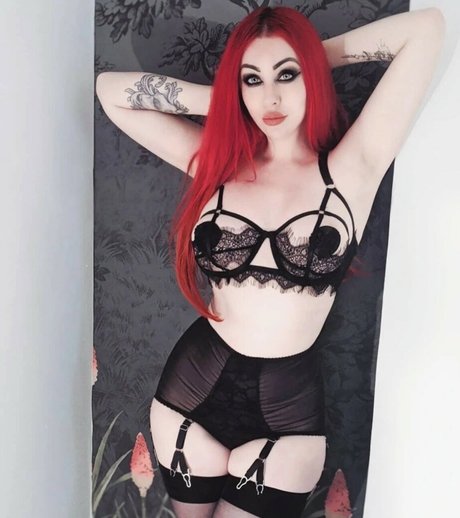 Amanda Arcana 高品質モデル 写真