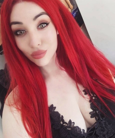 Amanda Arcana アートモデル 写真