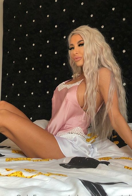 adorable krystal ポルノスター エロティック ギャラリー