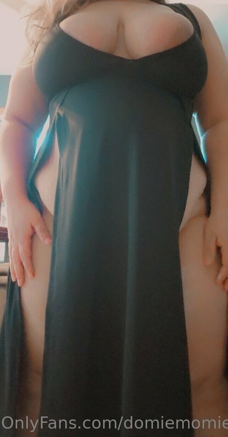 domiemomie ポルノスター 無料 写真