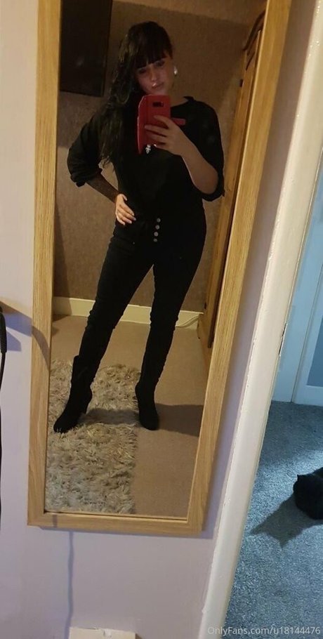 Cjay Natalie ポルノスター エロティック 画像