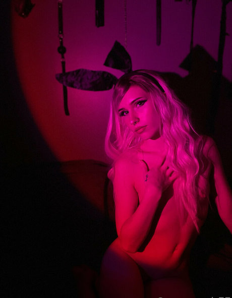 アヘ顔 OnlyFans アートxxx 写真