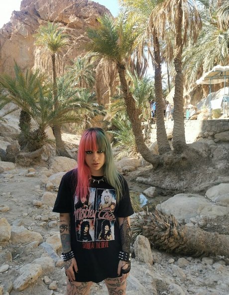 laylaemogoth HDスター 写真