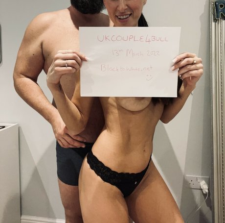 Amberwhite83 トップモデル ギャラリー